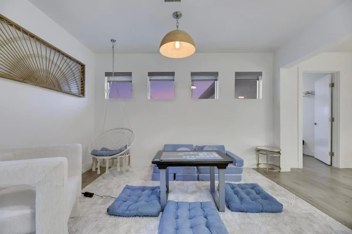 Ultimate Family Getaway Pickleball Heated Pool Las Vegas Villa