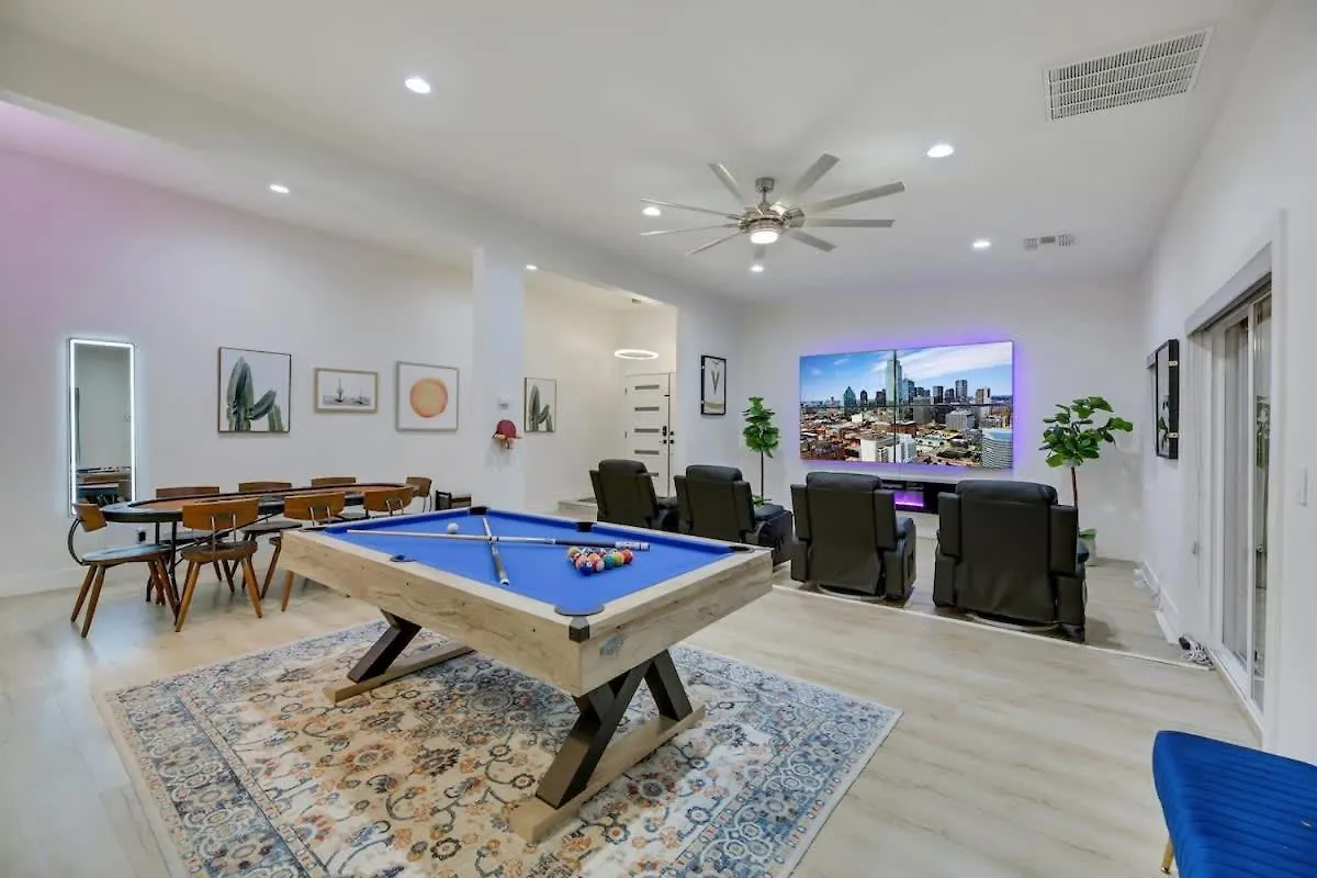 Ultimate Family Getaway Pickleball Heated Pool Las Vegas